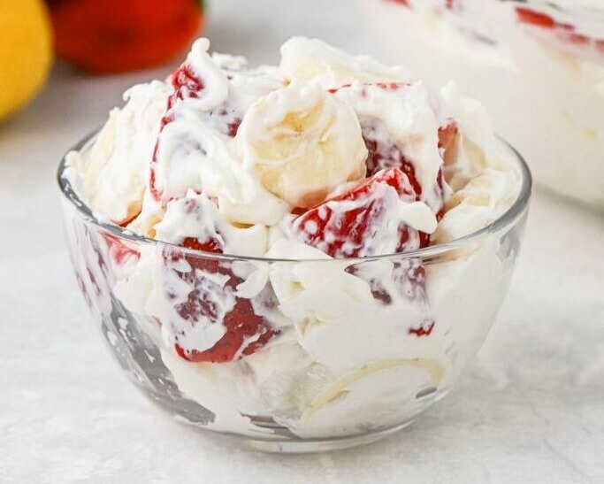Strawberry Banana Cheesecake Salad Recipe