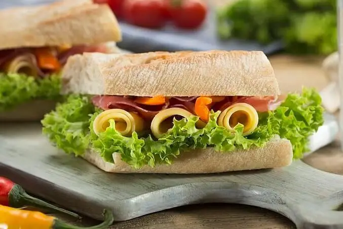 Best Lettuce for Sandwiches