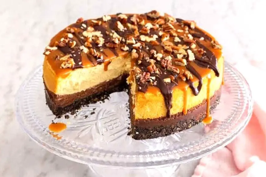 No Bake Turtle Cheesecake Recipe