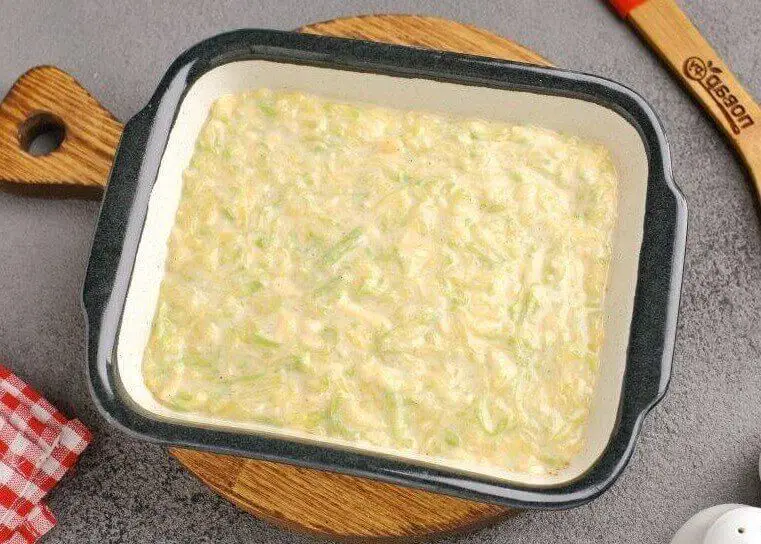 Aunt Myrna's Party Cheese Salad Recipe