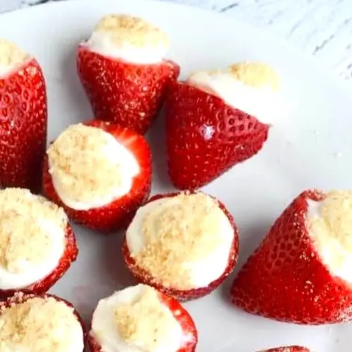 Berry Cheesecake Bites