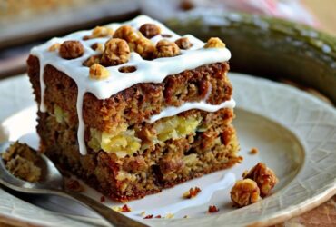 Zucchini Spice Cake Recipe