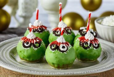 Grinch Oreo Balls Recipe