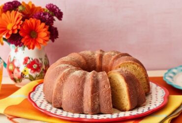 Pioneer Woman Apple Cider Doughnut Cake Recipe