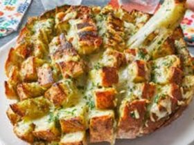 Pioneer Woman Cheesy Garlic Bread Recipe