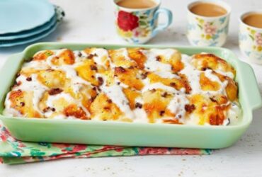 Pioneer Woman Biscuits and Gravy Casserole Recipe